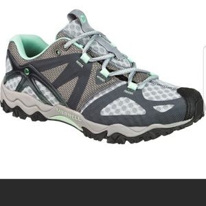 Merrell size 9 hiking shoes